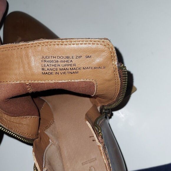 NWOB Ladies Frye Judith Double Zip Cognac Leather Size 9M - Picture 7 of 7